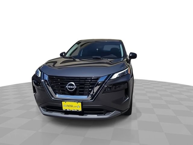 Used 2023 Nissan Rogue S image 3
