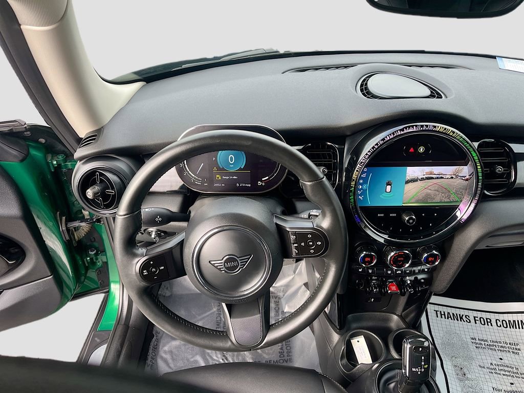 Used 2023 MINI Cooper 2-Door Hardtop image 22