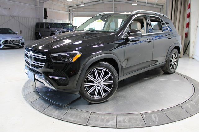 Used 2024 Mercedes-Benz GLE 450e 4MATIC w/ Warmth & Comfort Package image 5