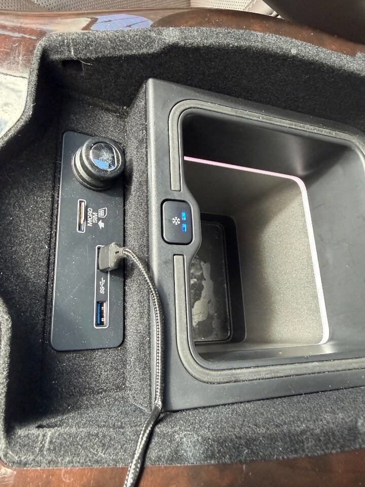 Used 2022 Land Rover Range Rover Westminster Edition image 28