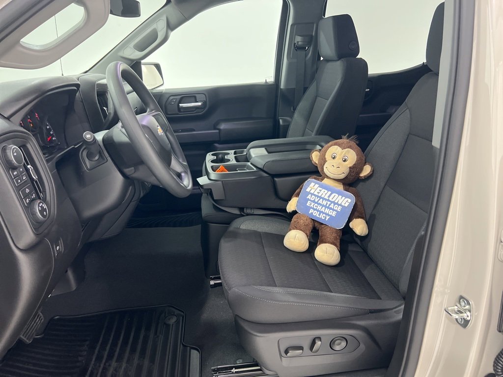 New 2026 Chevrolet Silverado 1500 Custom w/ Turbomax Blackout Package image 17