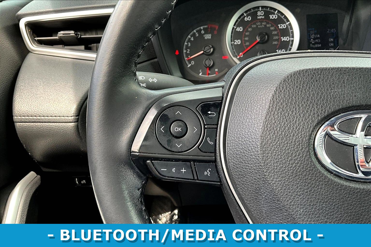 Used 2022 Toyota Corolla Cross LE FWD image 11