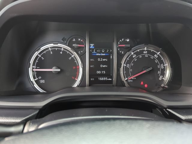 Used 2024 Toyota 4Runner TRD Off-Road Premium w/ Off Road Premium Plus Package AWD/4WD image 10