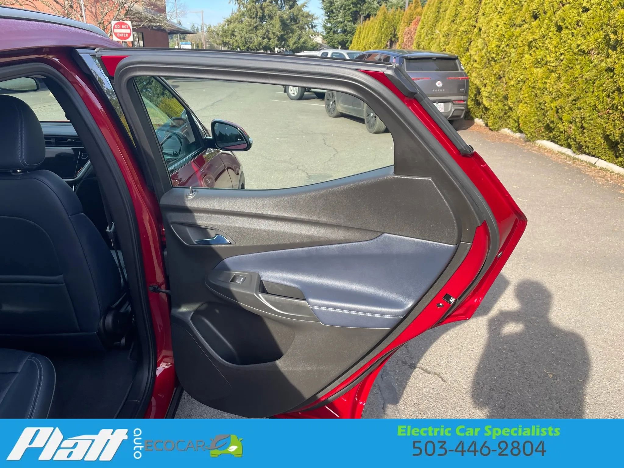 Used 2022 Chevrolet Bolt EUV LT w/ Convenience Package image 45