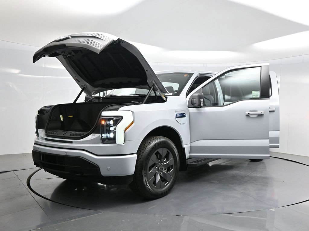 Used 2025 Ford F150 Lightning Flash AWD/4WD image 34