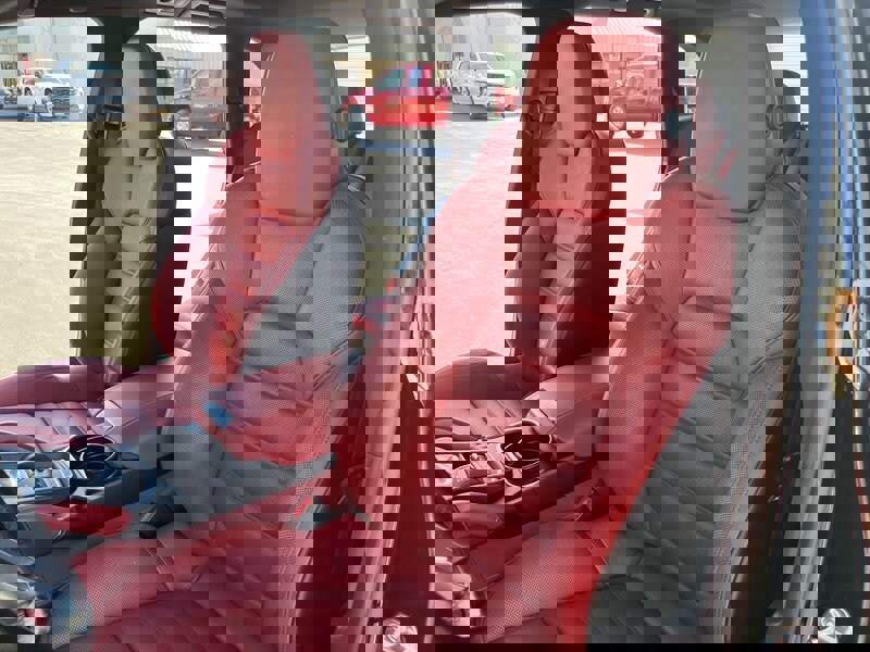 Used 2017 Porsche Cayenne S image 33