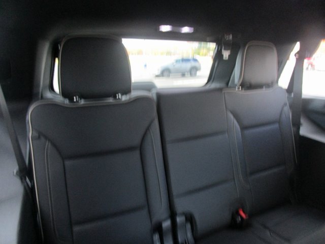 Used 2021 Chevrolet Tahoe Premier w/ Premium Package image 29