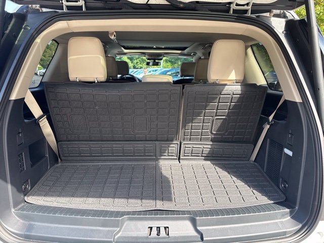 Used 2024 Ford Expedition Platinum AWD/4WD image 11