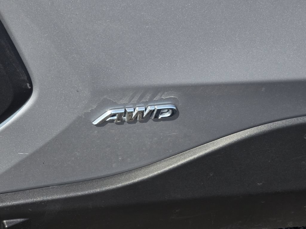 Certified 2025 Toyota RAV4 LE AWD/4WD image 17