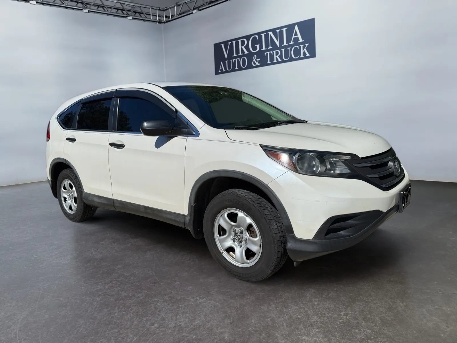 Used 2014 Honda CR-V LX image 2
