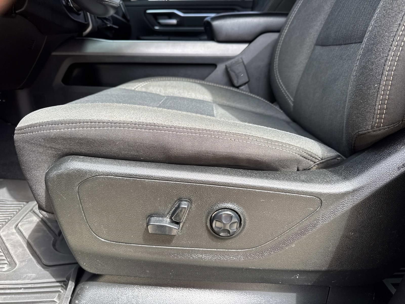 Used 2019 RAM 1500 Big Horn image 17