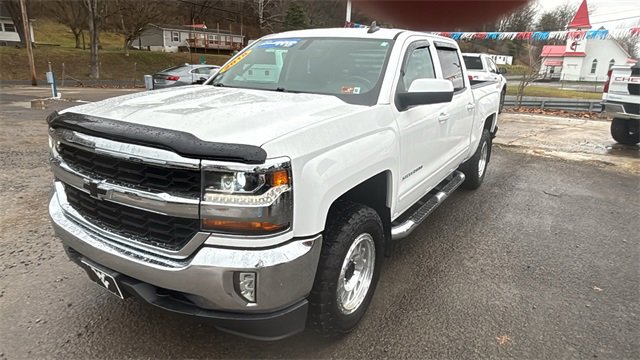 Used 2018 Chevrolet Silverado 1500 LT w/ All Star Edition image 4