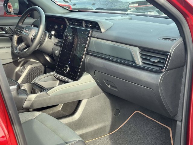 Used 2026 GMC Terrain AT4 w/ Convenience Package III AWD/4WD image 25