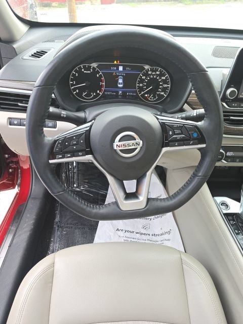 Used 2021 Nissan Altima 2.5 Platinum AWD/4WD image 14
