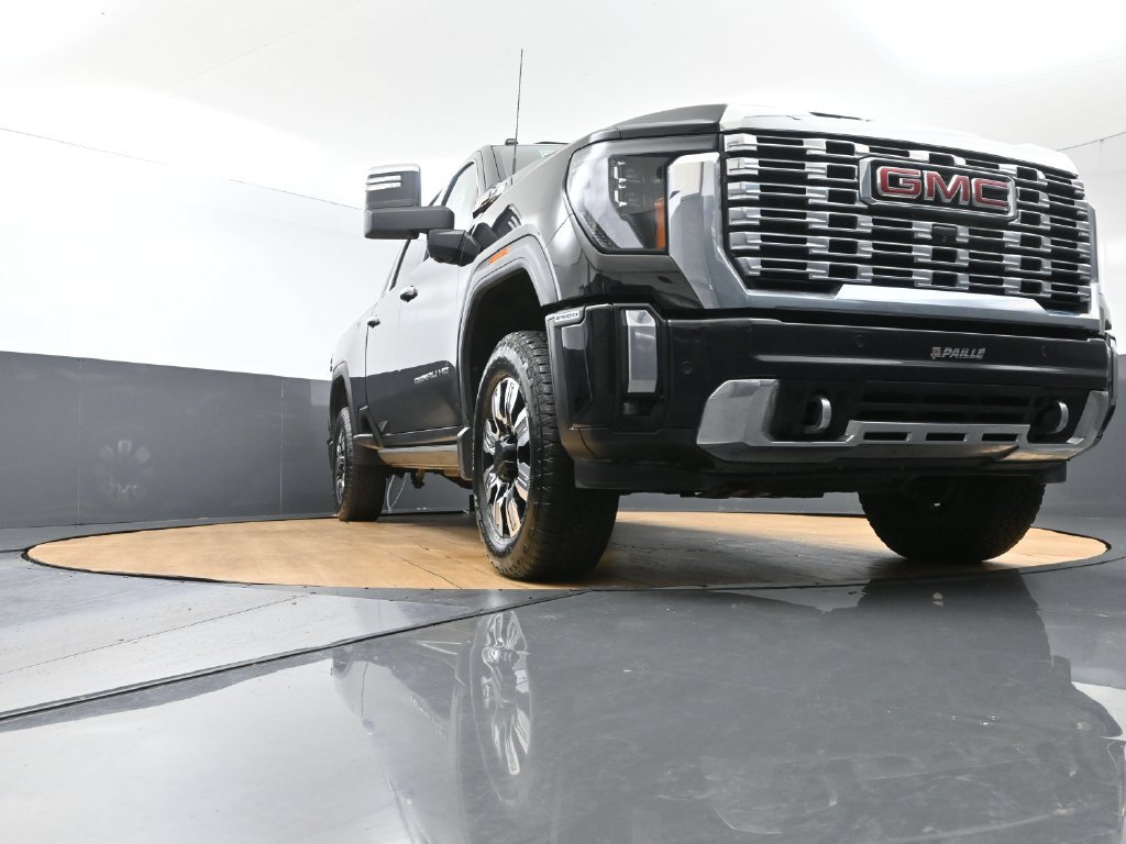 Used 2024 GMC Sierra 2500 Denali w/ Denali Reserve Package AWD/4WD image 47