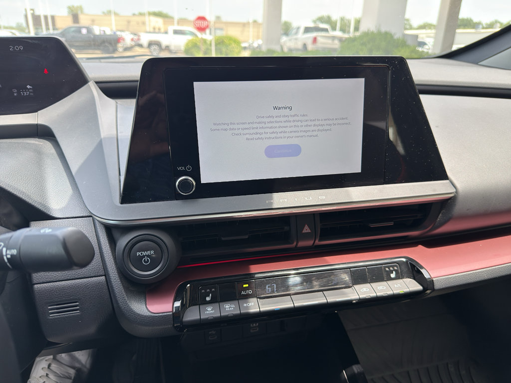 Used 2023 Toyota Prius Prime FWD image 12