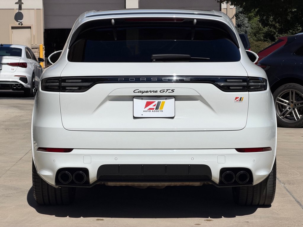Used 2023 Porsche Cayenne GTS AWD/4WD image 8