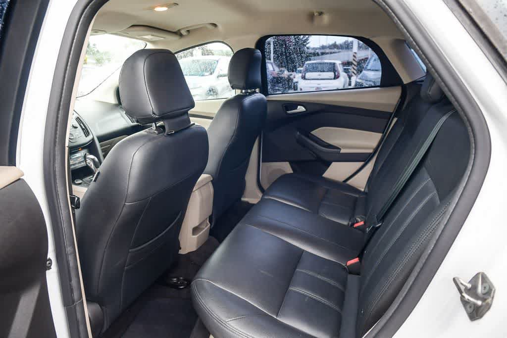 Used 2016 Ford Focus SE FWD image 17