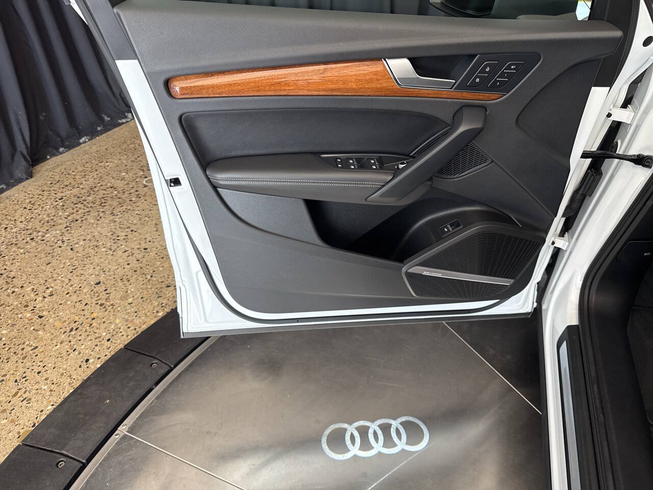 Used 2022 Audi Q5 2.0T Premium Plus AWD/4WD image 10