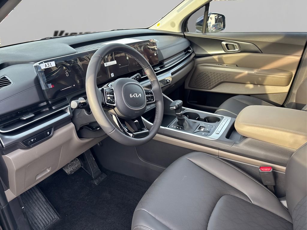 New 2026 Kia Carnival FWD image 9