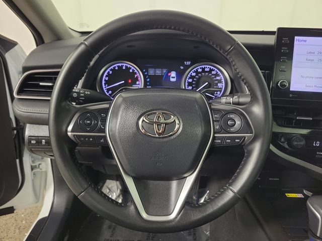 Used 2023 Toyota Camry XLE FWD image 28