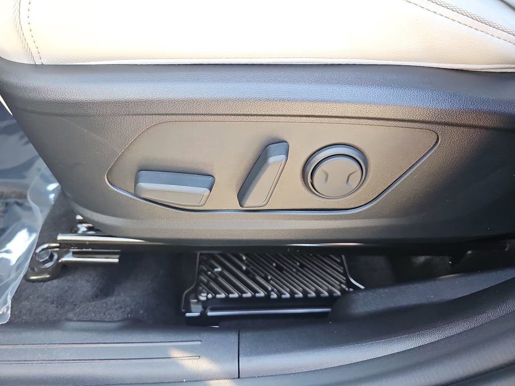 New 2026 Hyundai Tucson Limited AWD/4WD image 30