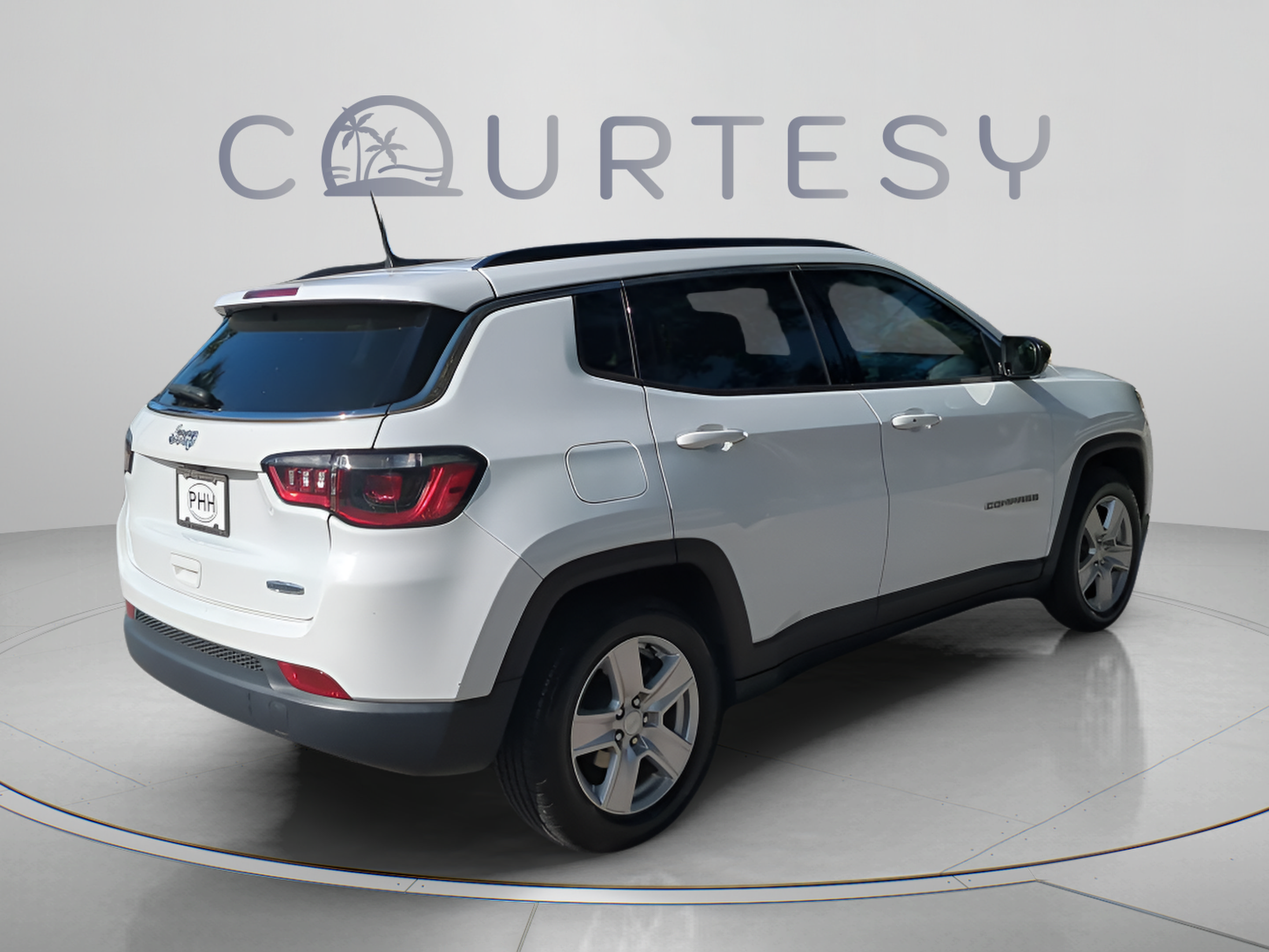 Used 2022 Jeep Compass Latitude FWD image 7