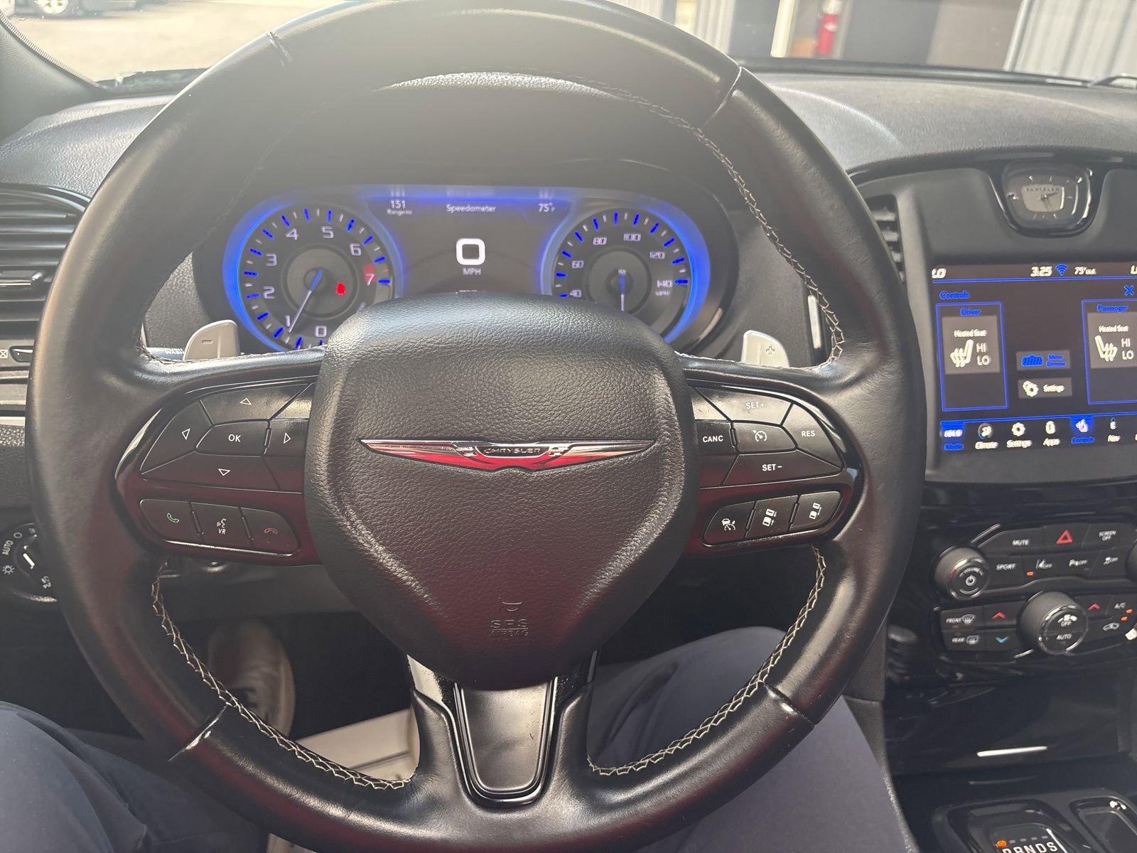 Used 2018 Chrysler 300 S w/ 300S Premium Group image 33