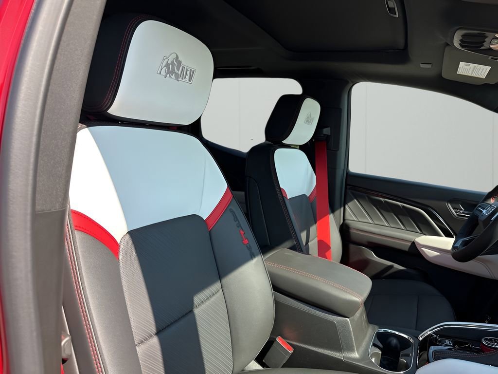 New 2026 GMC Canyon AT4X w/ AT4X AEV Edition image 14