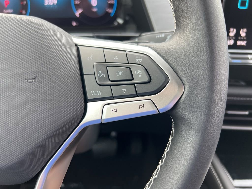 New 2026 Volkswagen Atlas Cross Sport SE image 17