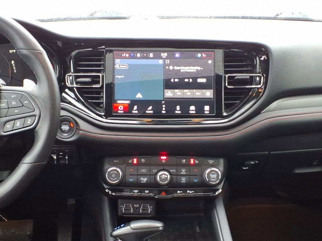 Used 2025 Dodge Durango R/T AWD/4WD image 5