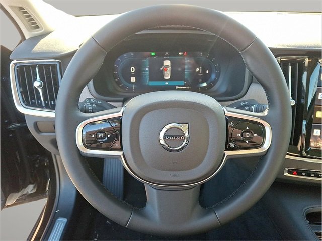 New 2025 Volvo S90 B6 Plus image 11