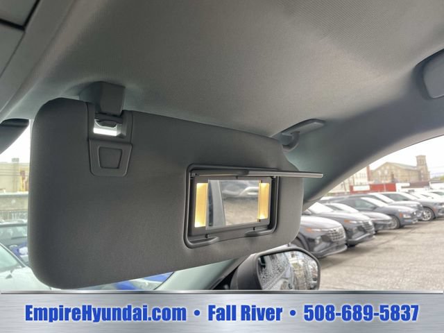 Used 2022 Ford Explorer XLT AWD/4WD image 25