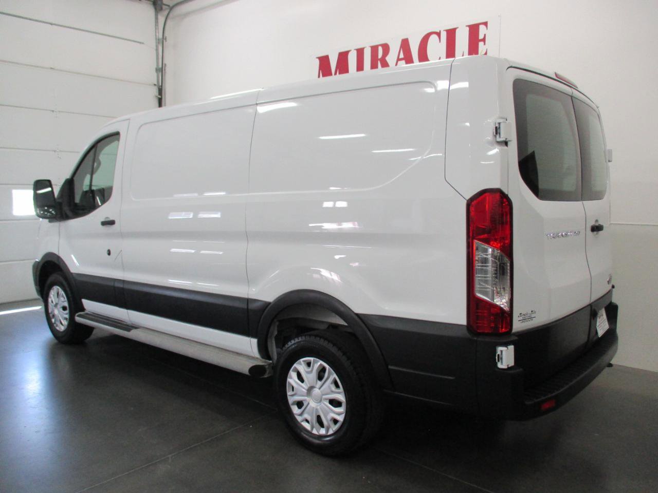 Used 2025 Ford Transit 250 Low Roof w/ Exterior Upgrade Package image 4