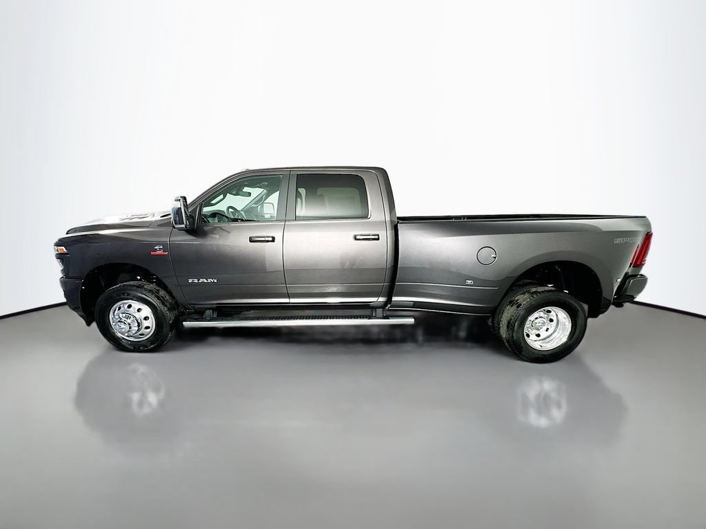 New 2026 RAM 3500 Laramie w/ Sport Appearance Package AWD/4WD image 4