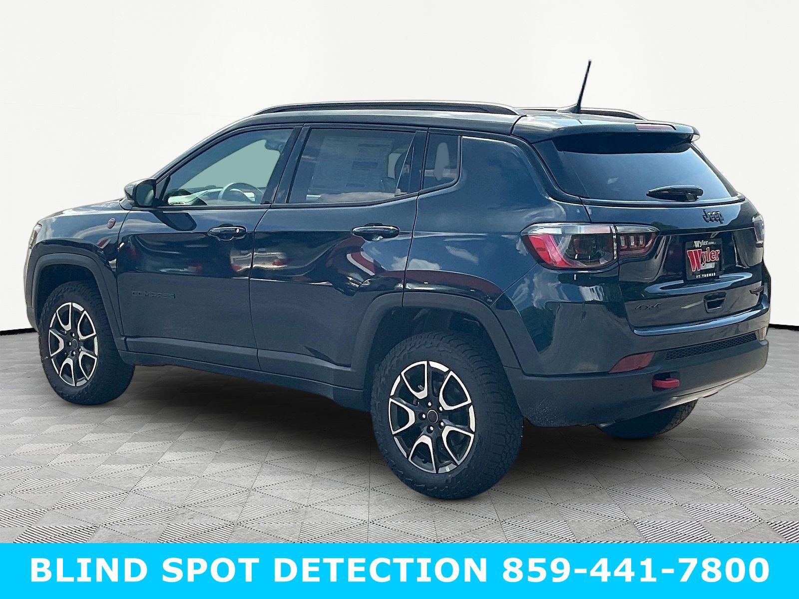 New 2026 Jeep Compass Trailhawk w/ Sun, Sound & Navigation Group AWD/4WD image 4
