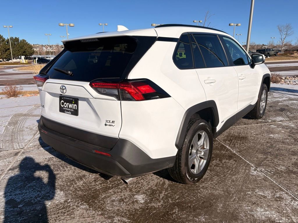 Used 2025 Toyota RAV4 XLE image 8