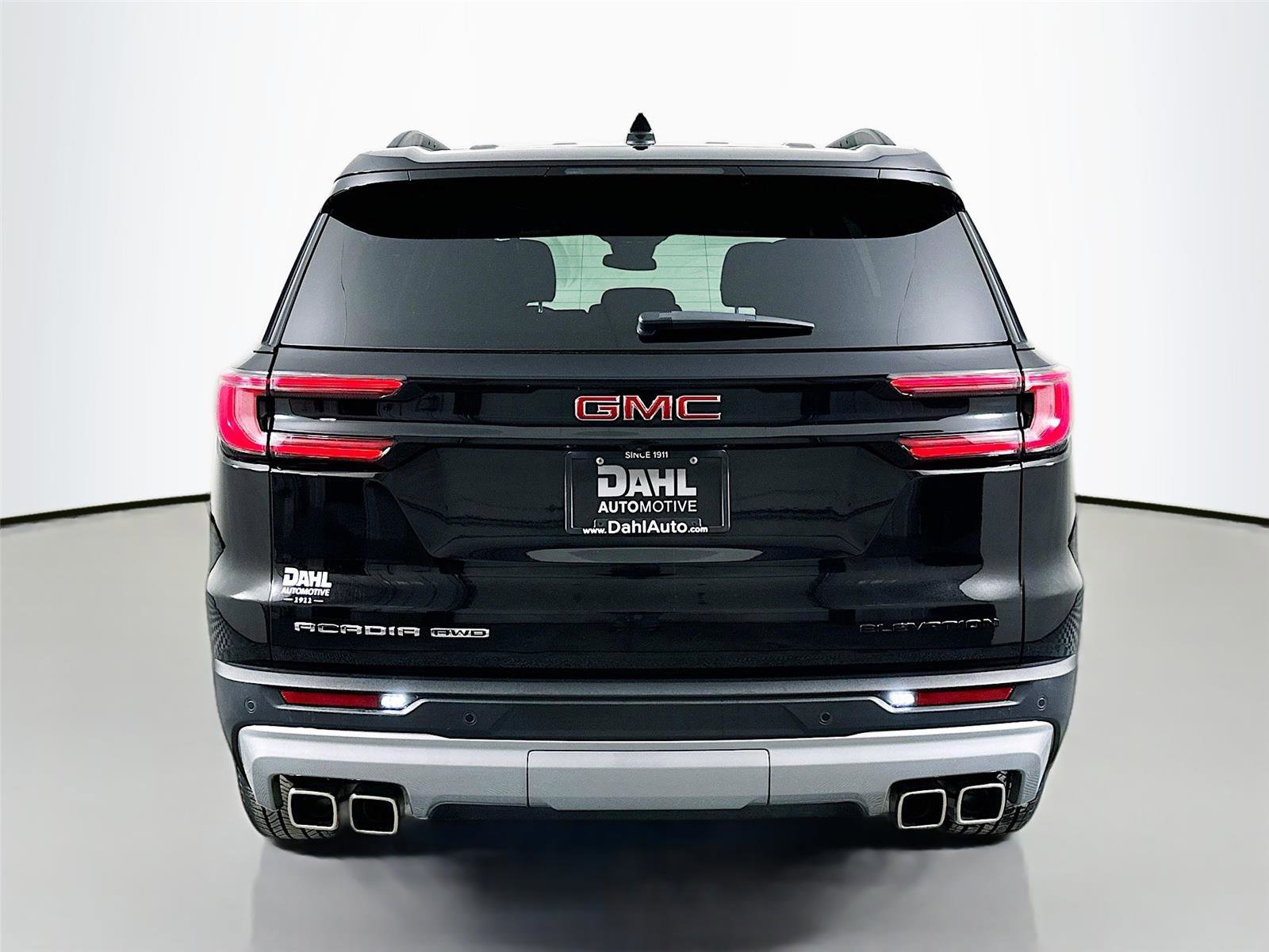 Used 2025 GMC Acadia Elevation image 6