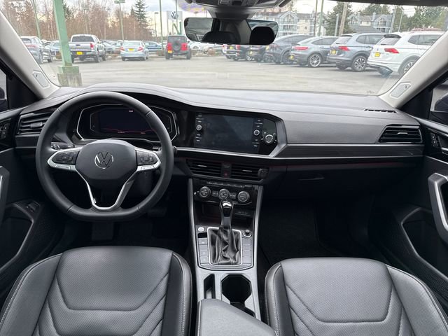 Used 2024 Volkswagen Jetta SEL image 25