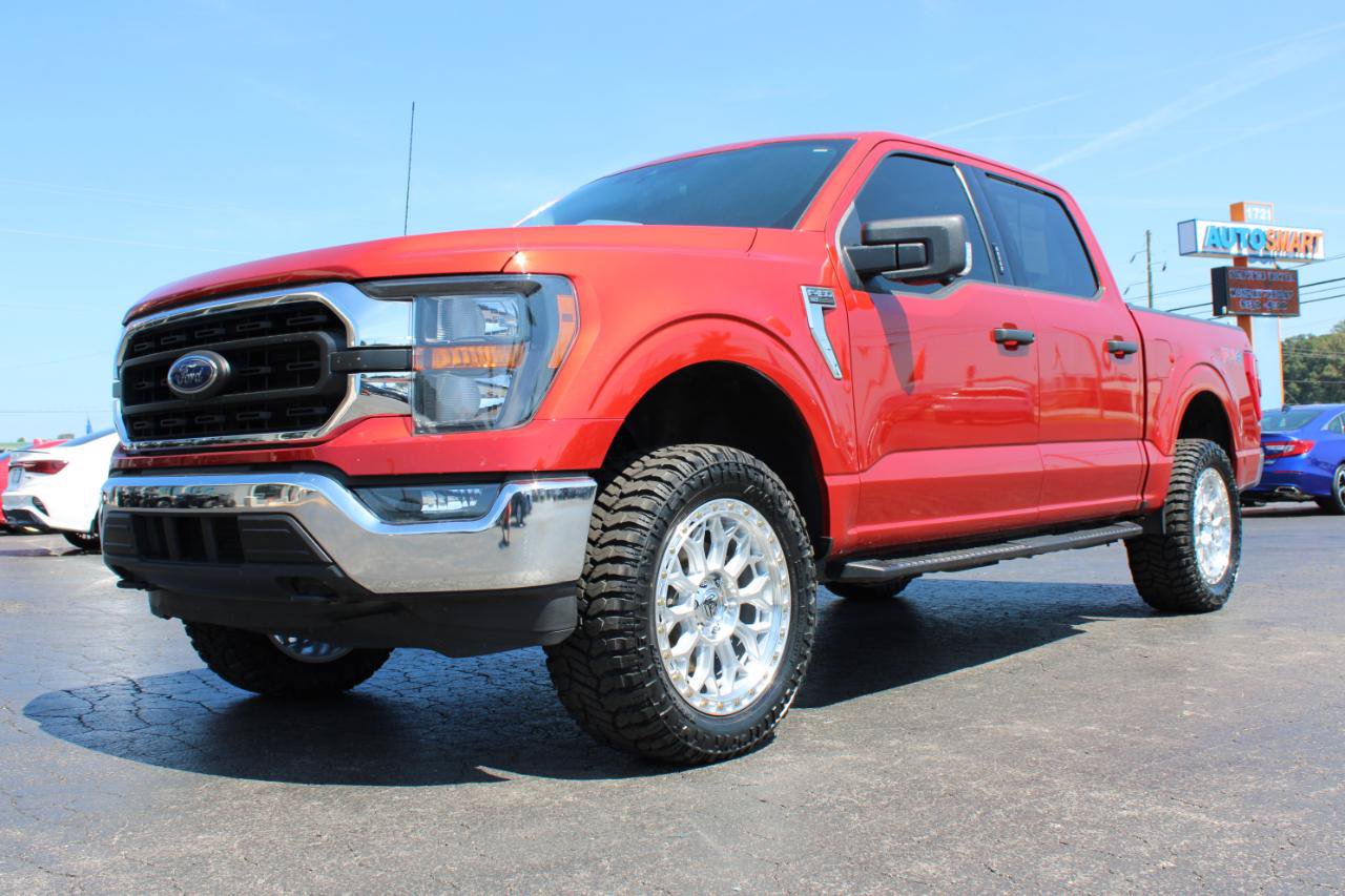 Used 2023 Ford F150 XLT w/ Equipment Group 301A Mid AWD/4WD image 15