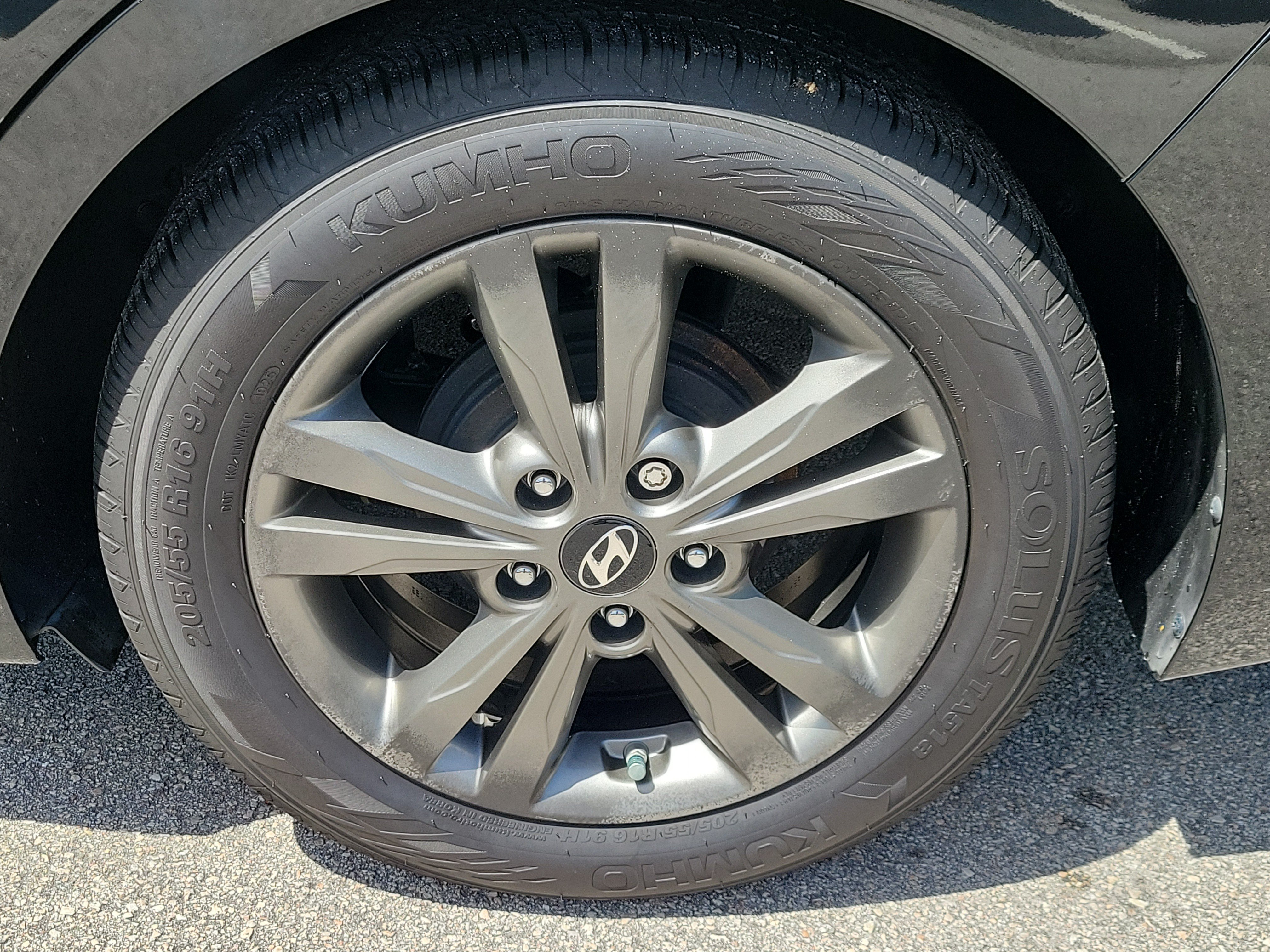 Used 2017 Hyundai Elantra Value Edition FWD image 5