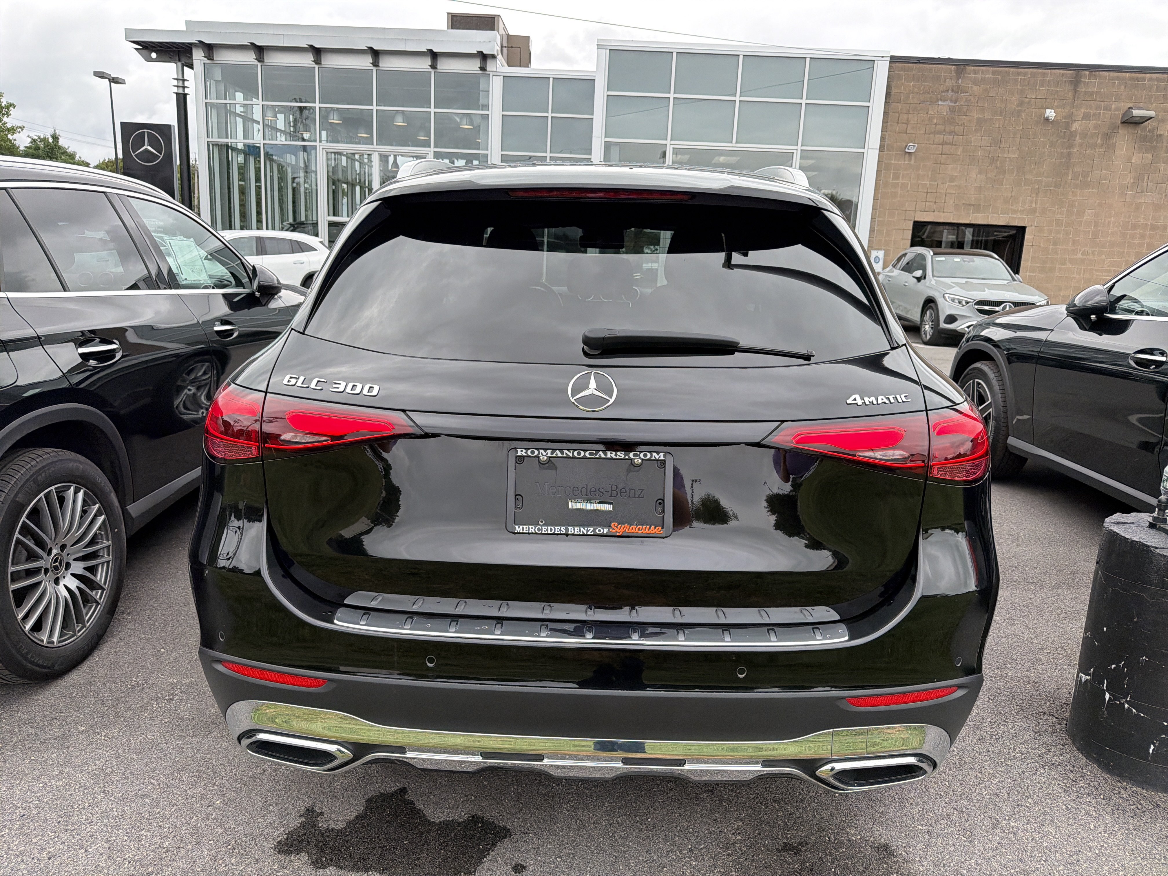 Used 2023 Mercedes-Benz GLC 300 4MATIC image 6