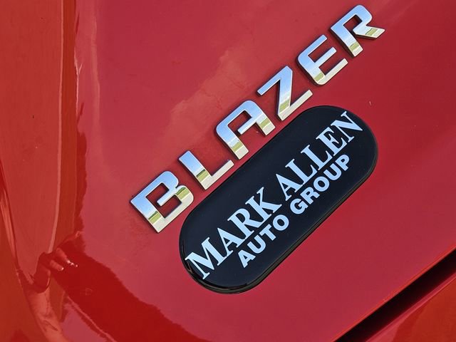 Used 2022 Chevrolet Blazer LT FWD image 11