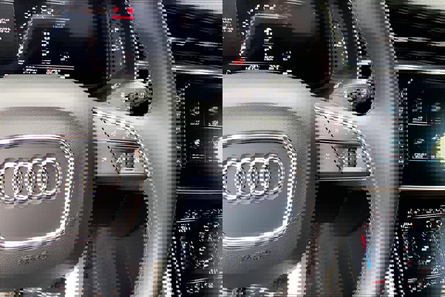 Used 2023 Audi Q7 3.0T Prestige w/ Prestige Package image 24