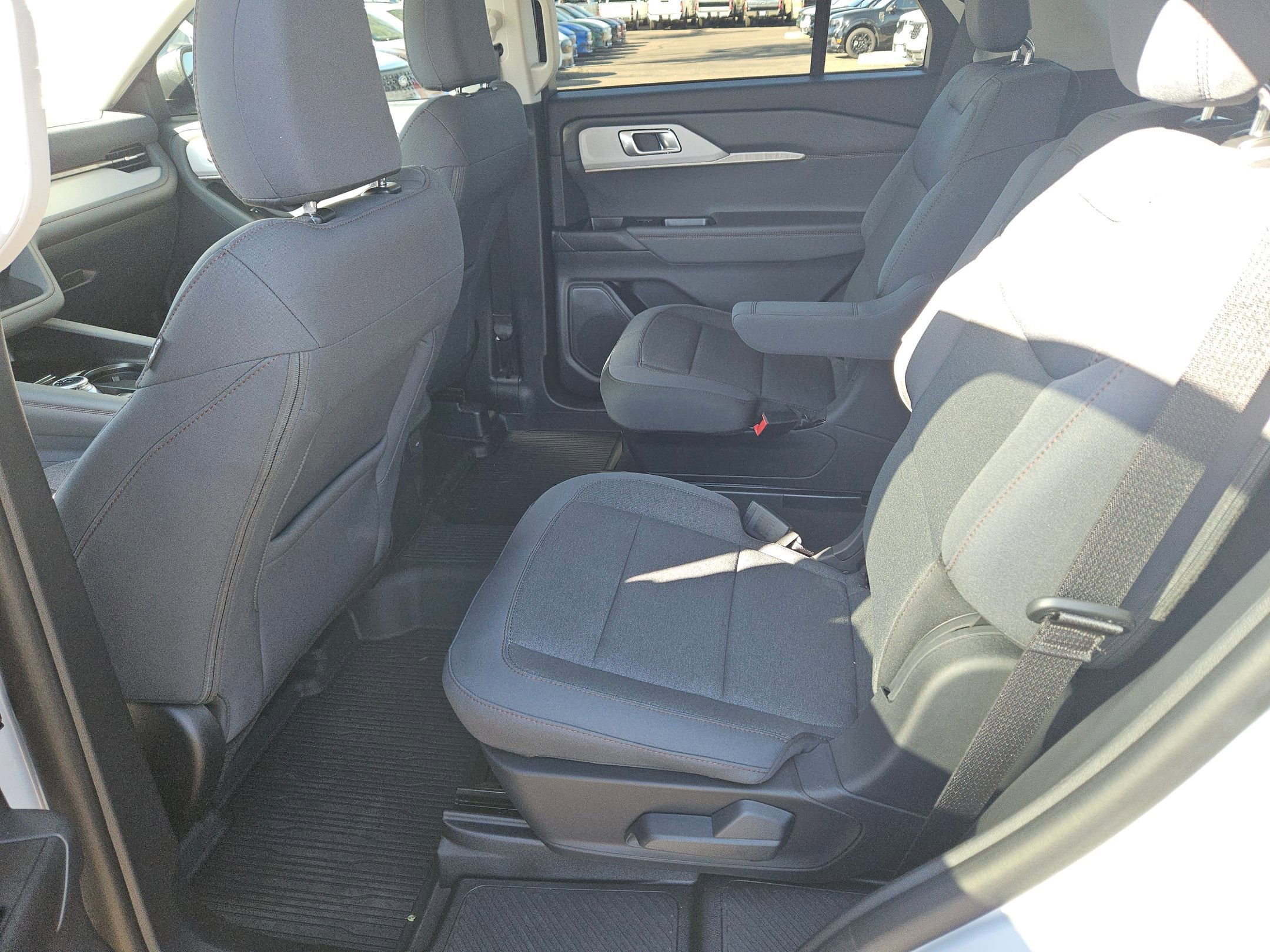 New 2025 Ford Explorer Active image 14