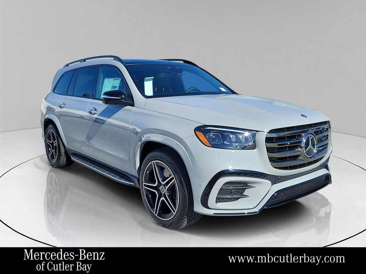 New 2026 Mercedes-Benz GLS 450 4MATIC image 1