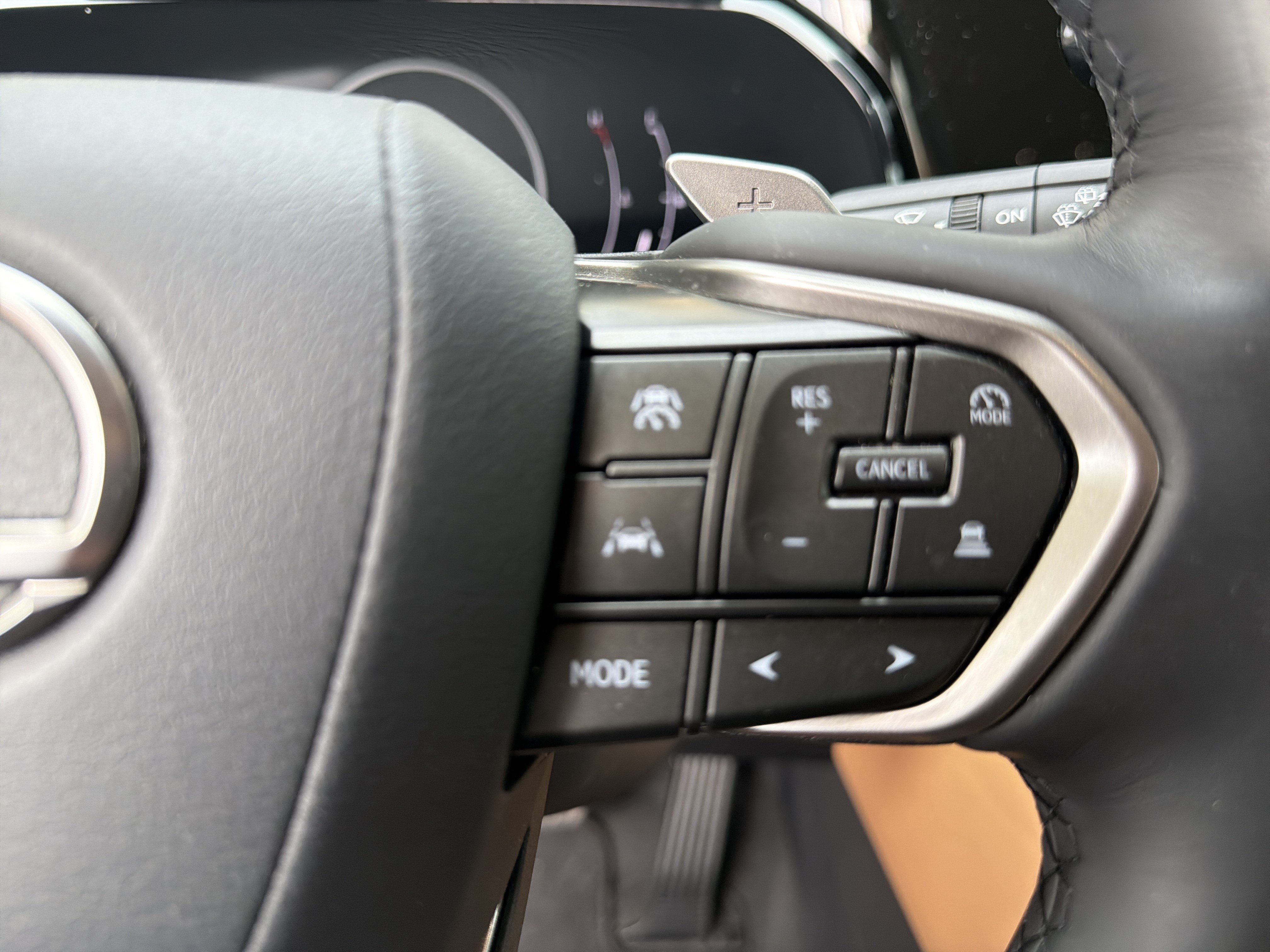 Certified 2025 Lexus NX 350 AWD w/ Premium Package image 19