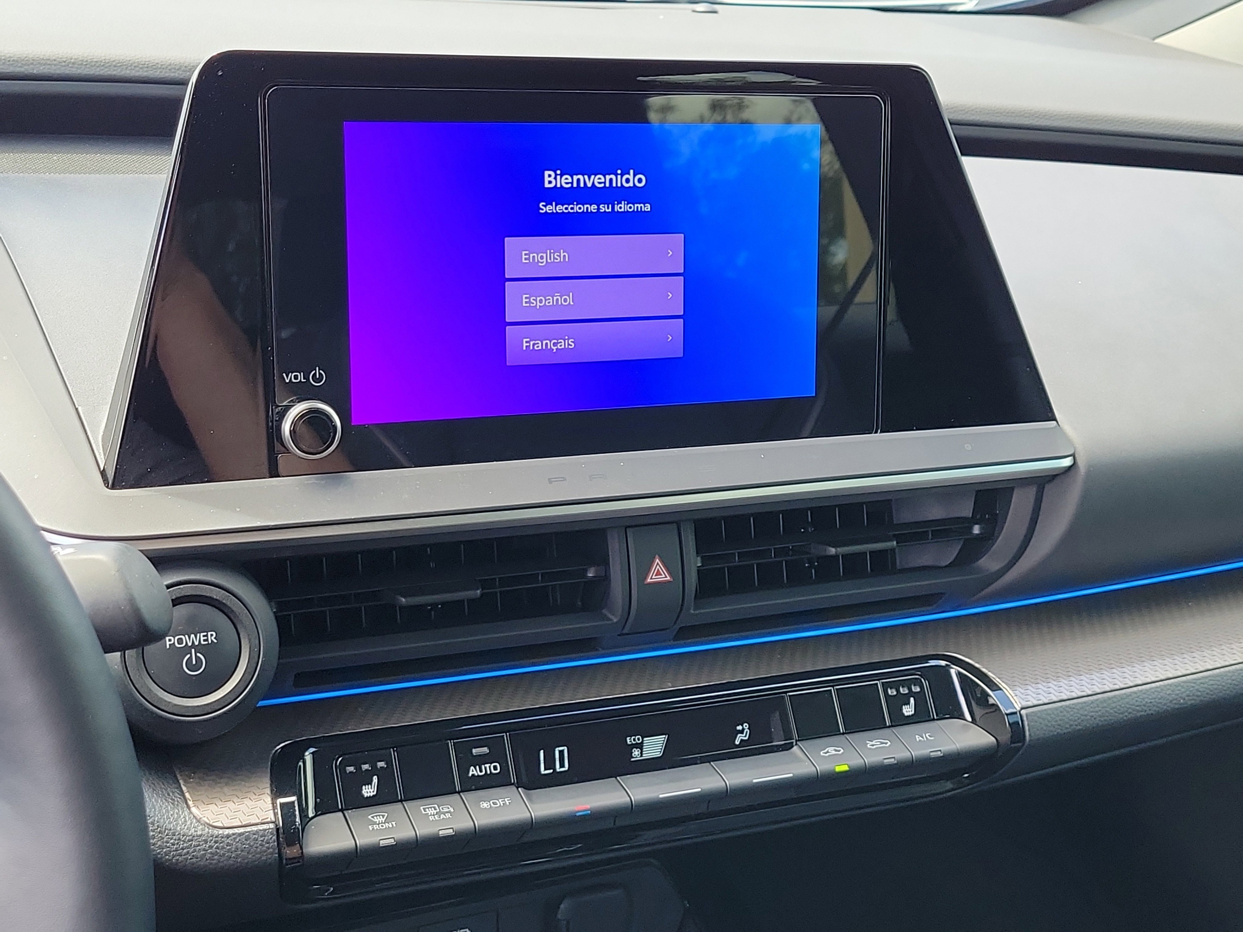 Used 2024 Toyota Prius XLE image 28