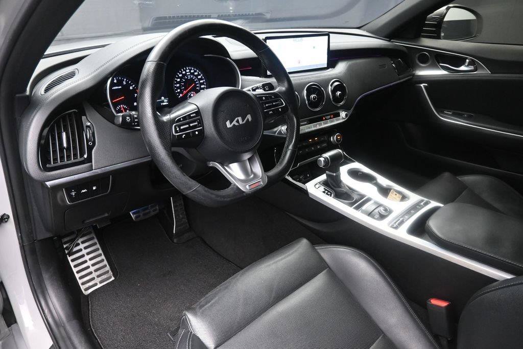 Used 2022 Kia Stinger GT1 AWD/4WD image 18