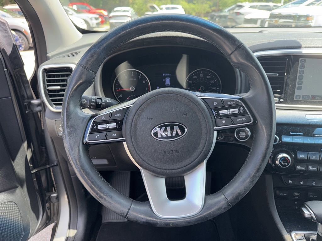 Certified 2021 Kia Sportage EX w/ EX Technology Package AWD/4WD image 12